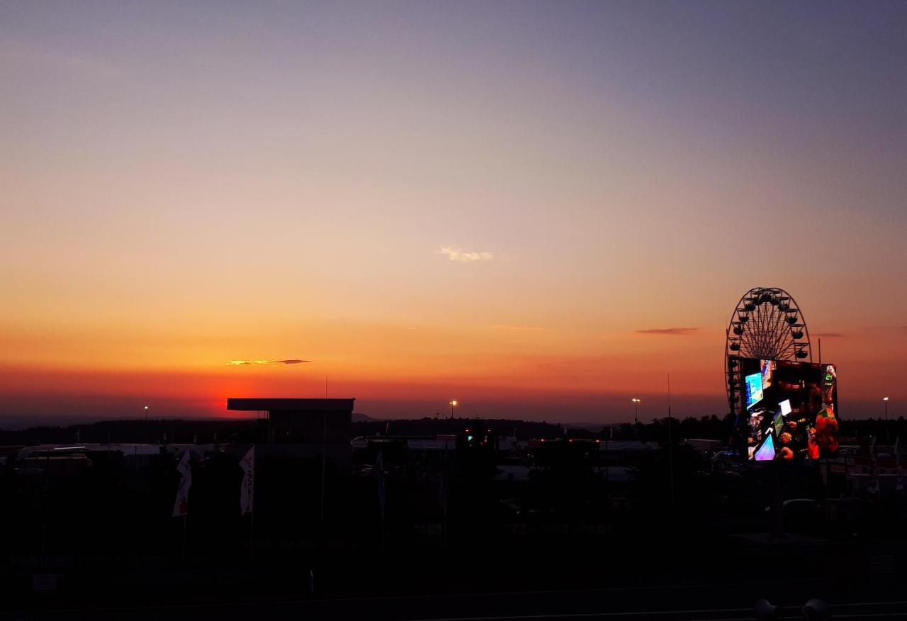 Df Am Ring Nuerburg Hotel ภายนอก รูปภาพ